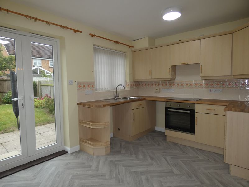 Kitchen/Breakfast- click for photo gallery